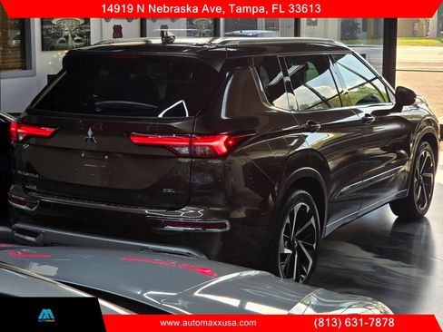 Used 2023 Mitsubishi Outlander SEL FWD image 10