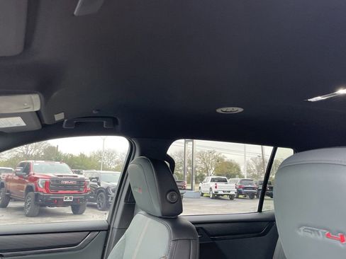 New 2026 GMC Acadia AT4 w/ LPO, Floor Liner Package image 32