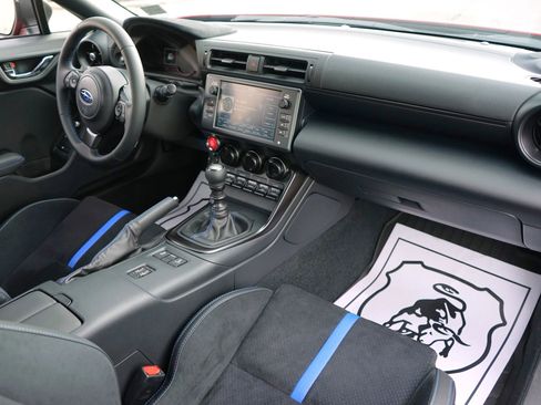 Used 2025 Subaru BRZ tS image 34