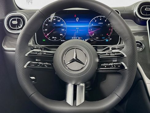New 2026 Mercedes-Benz GLC 300 image 17