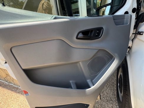 Used 2018 Ford Transit 250 130 Low Roof RWD image 25