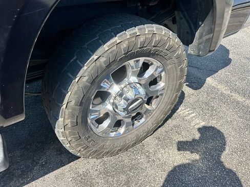 Used 2020 Ford F250 Lariat w/ Lariat Ultimate Package AWD/4WD image 10