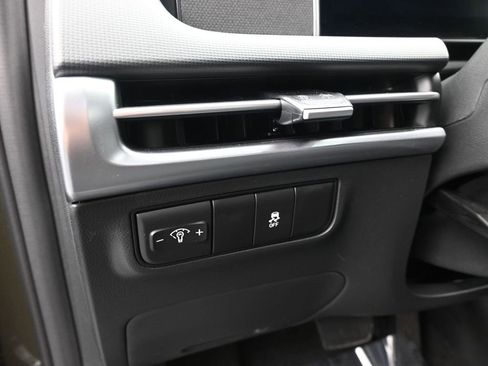 Certified 2026 Hyundai Tucson SE image 13