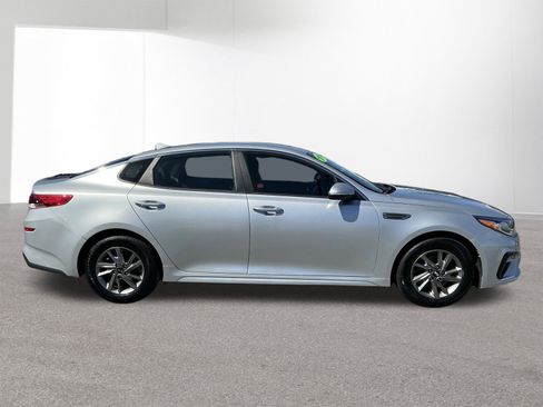Used 2019 Kia Optima LX FWD image 2