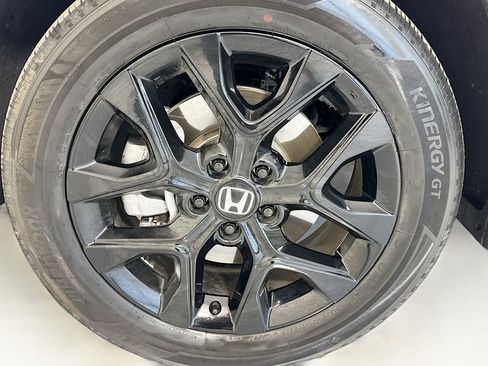 Certified 2023 Honda HR-V Sport image 30