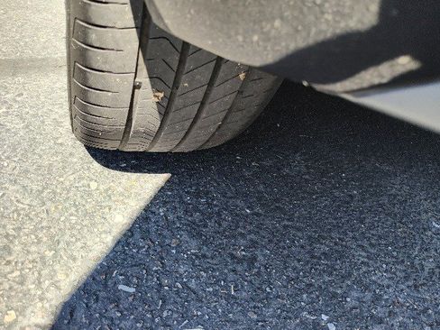 Used 2019 Volkswagen Golf SE w/ Driver Assistance Package image 8