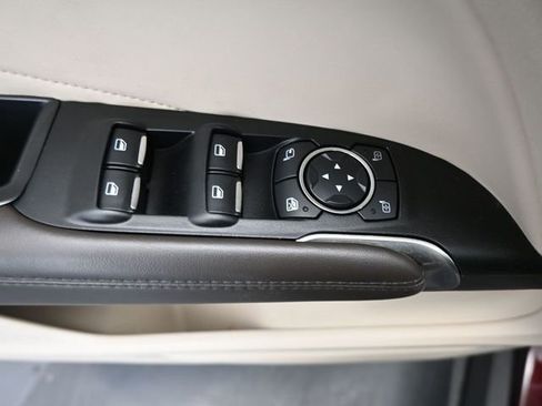 Used 2019 Lincoln MKC Reserve image 21
