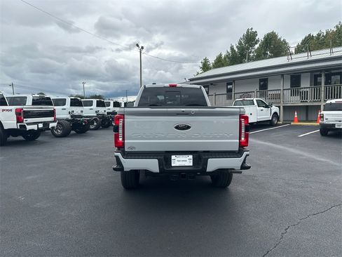 New 2026 Ford F250 Lariat w/ Black Appearance Package image 6