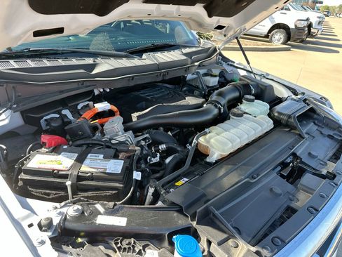 Used 2022 Ford F150 Platinum w/ Equipment Group 701A High image 27