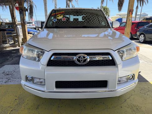 Used 2012 Toyota 4Runner SR5 w/ Convenience Pkg image 2