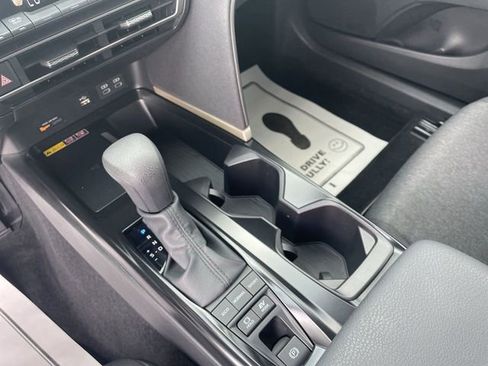 Used 2025 Toyota Camry LE FWD image 23