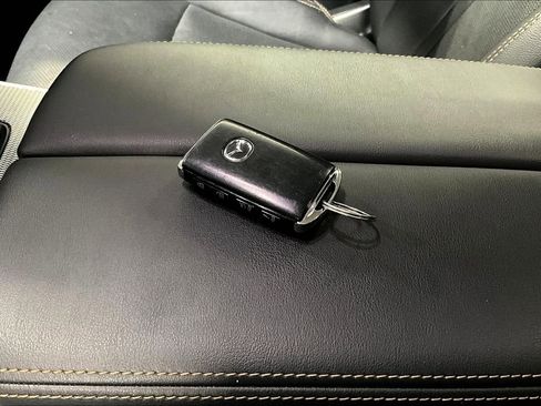 Used 2024 MAZDA CX-90 3.3 Turbo w/ Preferred Plus image 13