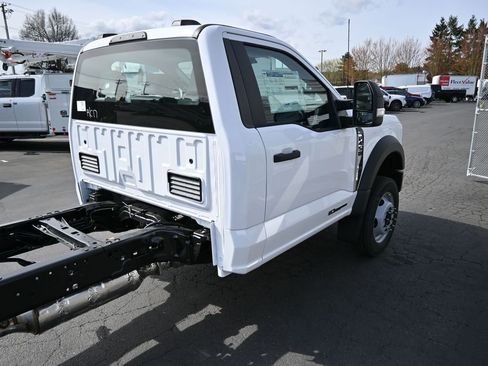 New 2024 Ford F450 XL image 8
