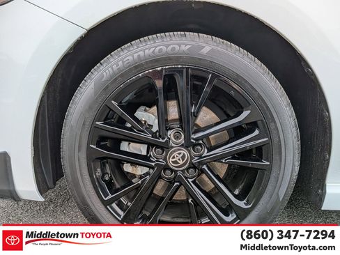 Certified 2025 Toyota Camry SE AWD/4WD image 9