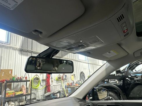 Used 2021 Volkswagen Tiguan SE w/ Panoramic Sunroof Package AWD/4WD image 70