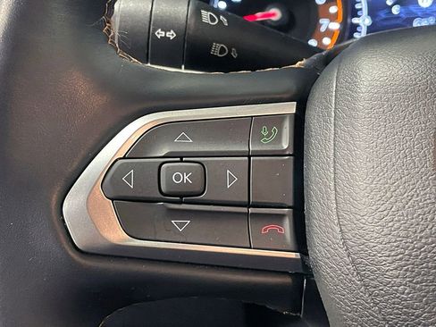 Used 2022 Jeep Compass Limited image 32