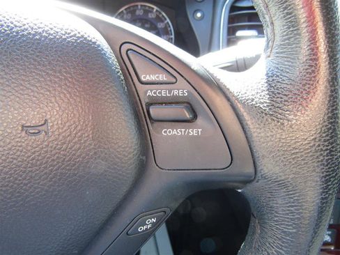 Used 2015 INFINITI QX50 Journey w/ Premium Package image 17