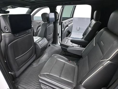 Used 2021 Cadillac Escalade ESV Sport w/ Heavy-Duty Trailer Package AWD/4WD image 42