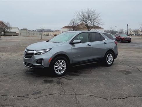 Used 2023 Chevrolet Equinox LT image 5