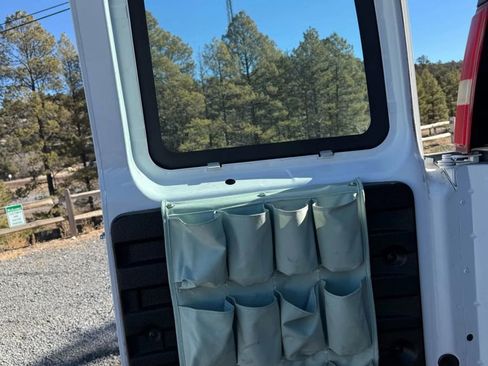 Used 2014 Chevrolet Express 2500 image 9