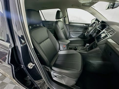 Used 2024 Volkswagen Tiguan Wolfsburg Edition image 28