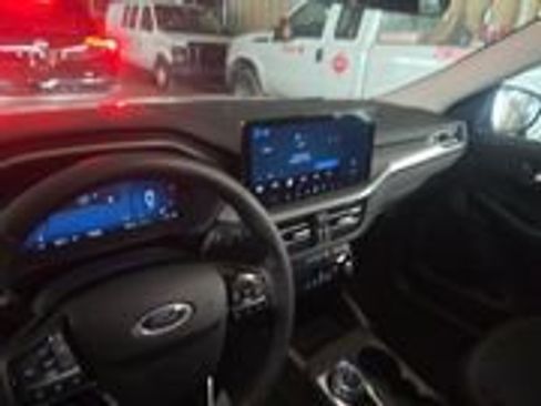 Used 2023 Ford Escape Active w/ Tech Pack #2 image 5