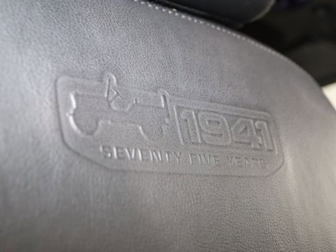 Used 2016 Jeep Wrangler Unlimited Sahara image 13