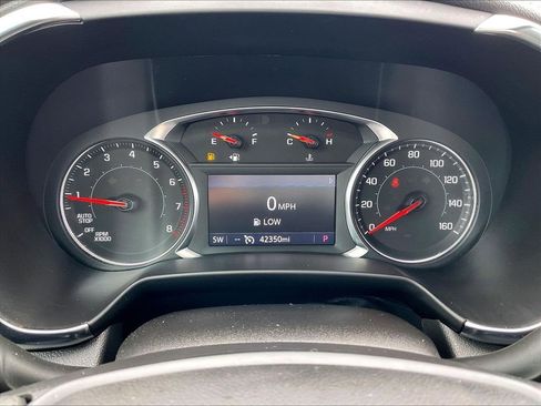 Used 2024 Chevrolet Blazer LT AWD/4WD image 23