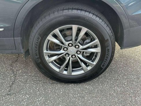 Used 2021 Cadillac XT5 Premium Luxury AWD/4WD image 11