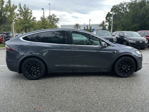 Used 2018 Tesla Model X 100D AWD/4WD image 7