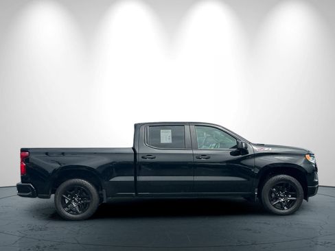 Used 2025 Chevrolet Silverado 1500 RST AWD/4WD image 3