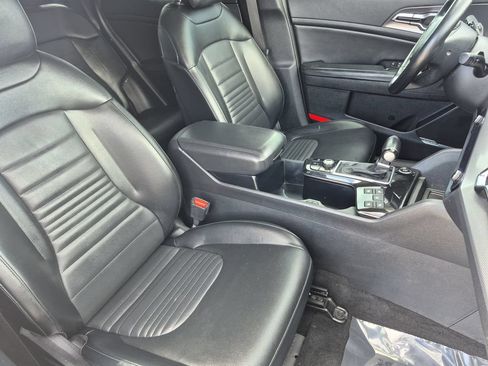 Certified 2023 Kia Sportage SX FWD image 16