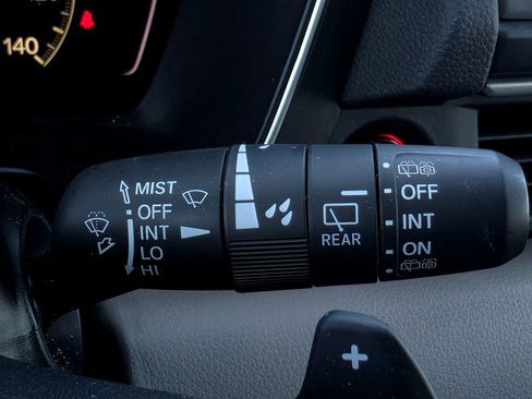 Used 2025 Honda Pilot Touring image 19