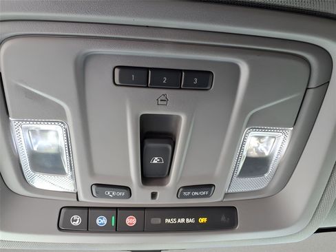 Used 2020 Chevrolet Silverado 1500 LT w/ All-Star Edition image 27