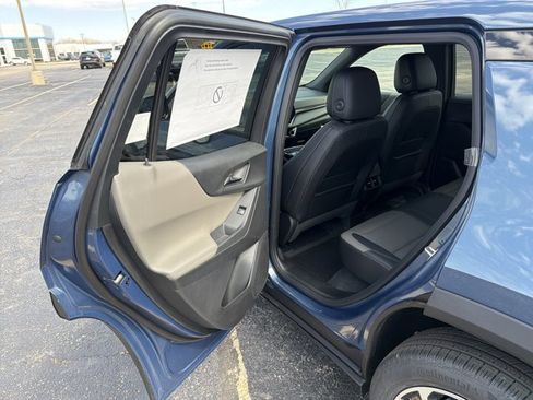 New 2026 Chevrolet Equinox LT image 22