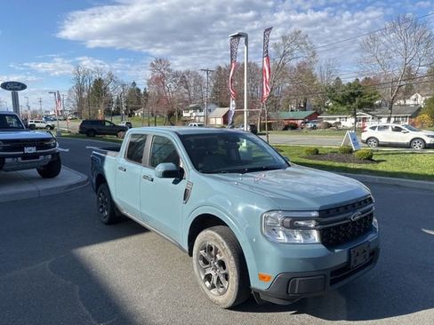 Certified 2022 Ford Maverick XLT w/ Equipment Group 300A Standard AWD/4WD image 4