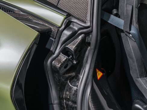 Used 2022 McLaren 765LT MSO MATTE URBAN GREEN $570,000 image 20