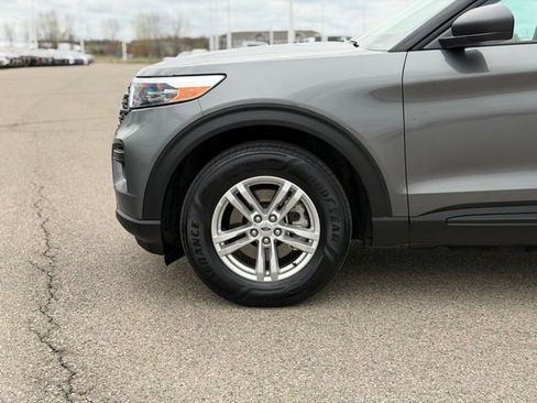 Used 2023 Ford Explorer 4WD w/ Class IV Trailer Tow Package image 11