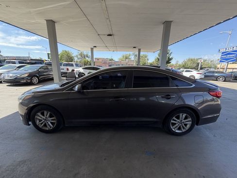 Used 2017 Hyundai Sonata SE FWD image 5