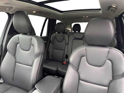 Certified 2024 Volvo XC90 B5 Core w/ Climate Package image 20