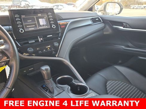 Used 2023 Toyota Camry SE image 15