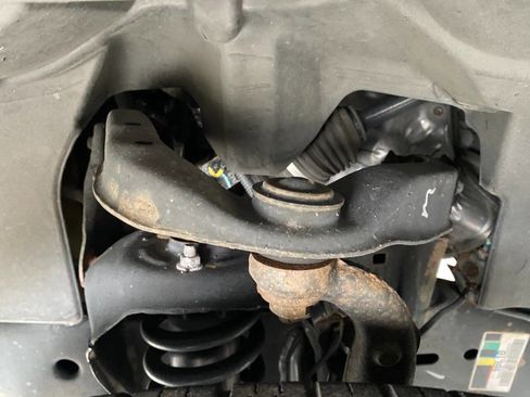 Used 2016 Nissan Frontier SV w/ SV Value Truck Package image 43