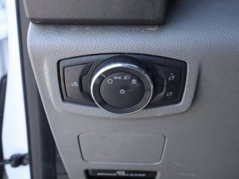 Used 2018 Ford F250 XL w/ Power Equipment Group image 27