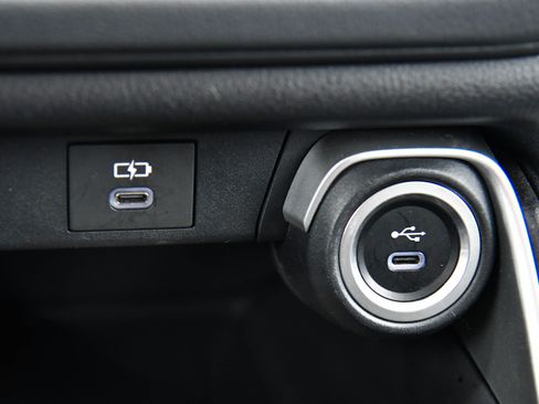 Used 2025 Toyota Grand Highlander AWD image 28