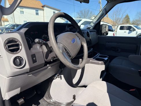 Used 2011 Ford E-250 and Econoline 250 E 250 3dr Cargo Van w/ PWR Group image 13