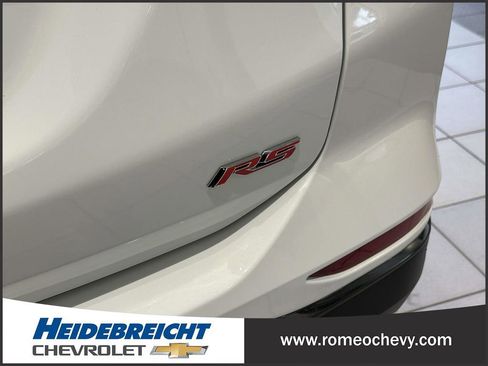 Certified 2023 Chevrolet Equinox RS w/ LPO, Floor Liner Package image 11