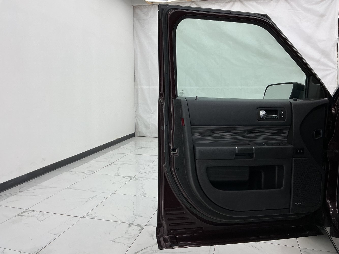Used 2018 Ford Flex SEL w/ Equipment Group 202A AWD/4WD image 18