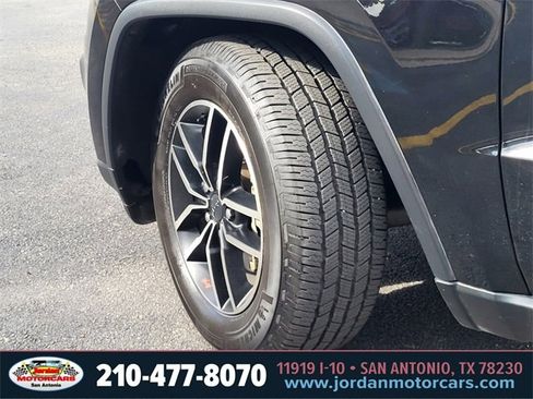 Used 2020 Jeep Grand Cherokee Trailhawk image 34