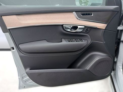 New 2026 Volvo XC90 B6 Plus w/ Protection Package AWD/4WD image 20