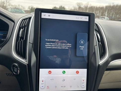 Used 2022 Ford Edge Titanium image 16